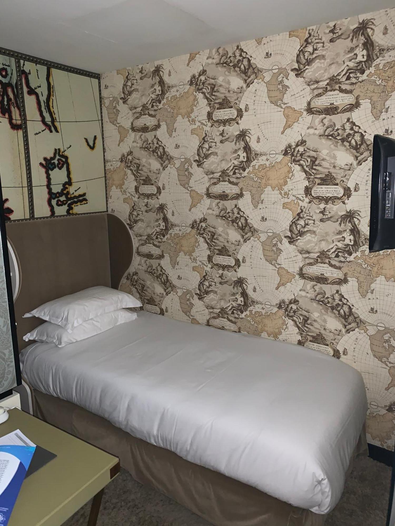 Hotel Du Continent Париж Екстериор снимка